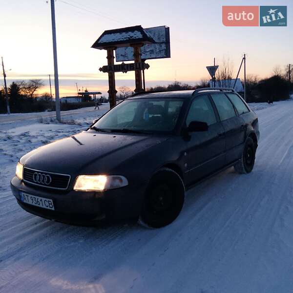 Универсал Audi A4 1996 в Вашковцах