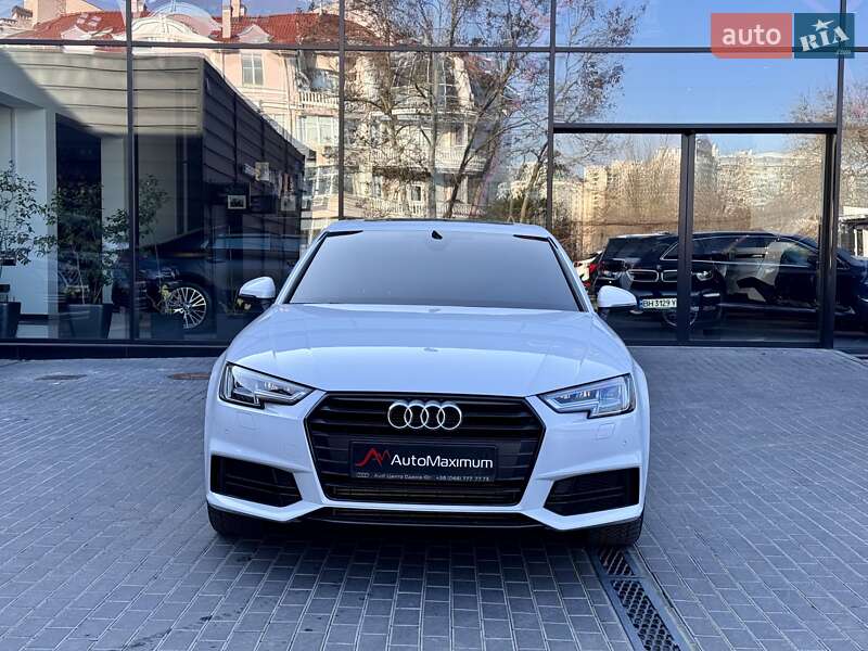 Седан Audi A4 2019 в Одессе
