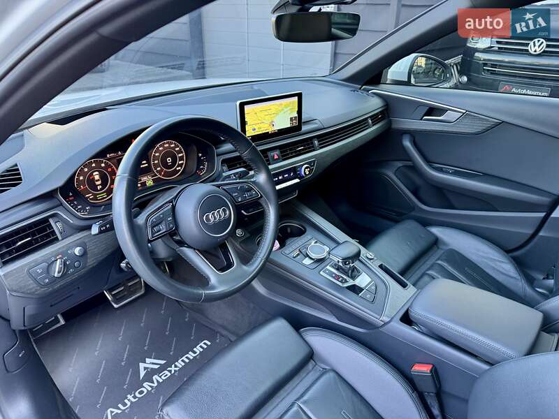 Седан Audi A4 2019 в Одессе