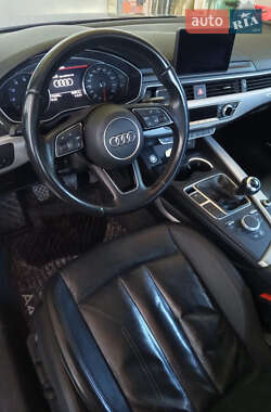Седан Audi A4 2017 в Киеве