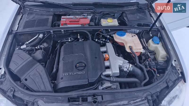 Седан Audi A4 2006 в Лановцах