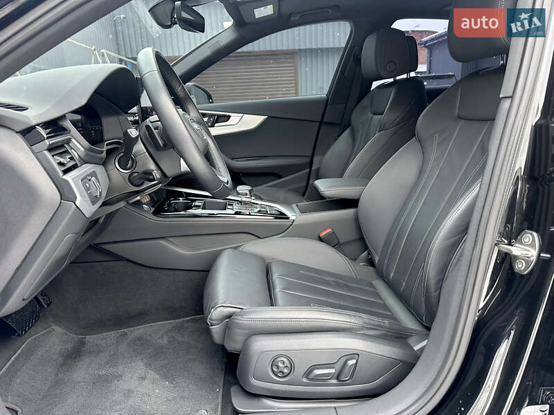 Седан Audi A4 2024 в Харькове