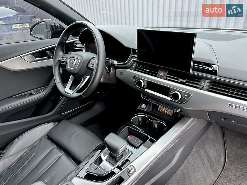 Седан Audi A4 2024 в Харькове
