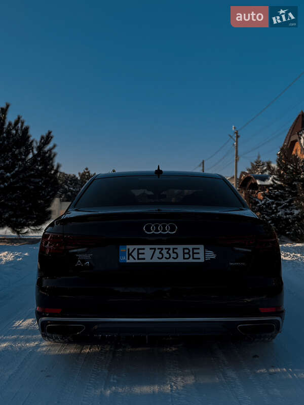 Седан Audi A4 2018 в Днепре
