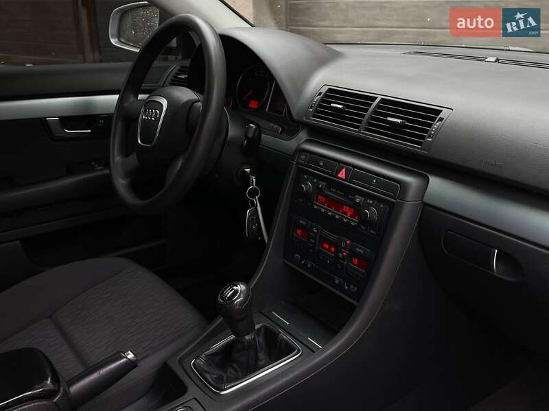 Седан Audi A4 2005 в Миколаєві
