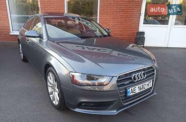 Седан Audi A4 2013 в Кривом Роге