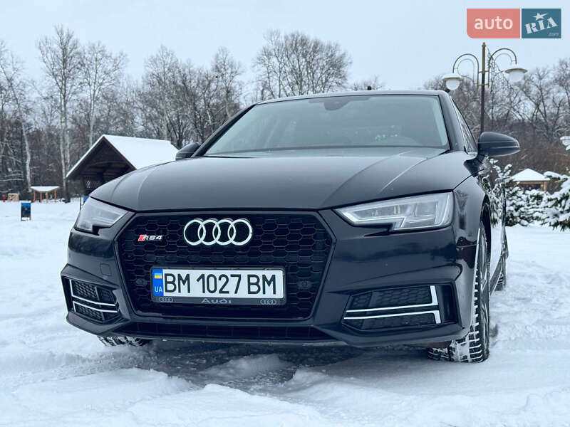 Седан Audi A4 2018 в Киеве