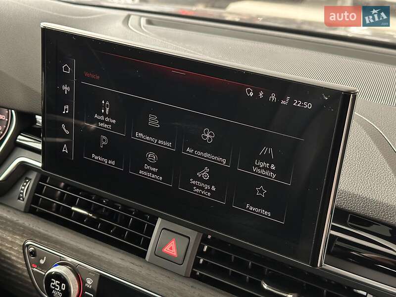 Седан Audi A4 2024 в Одесі