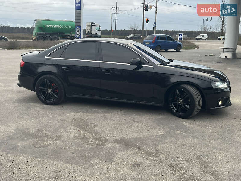 Седан Audi A4 2010 в Каменском