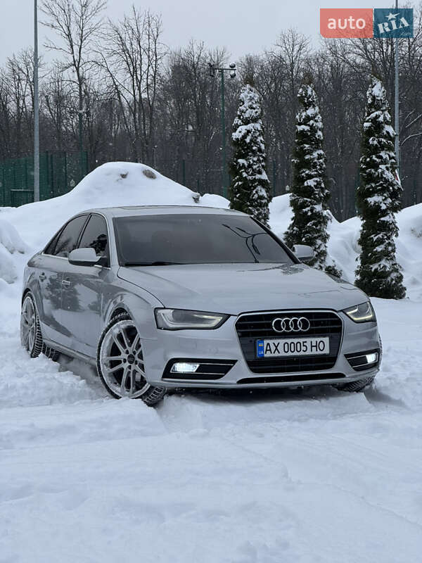 Седан Audi A4 2015 в Харькове