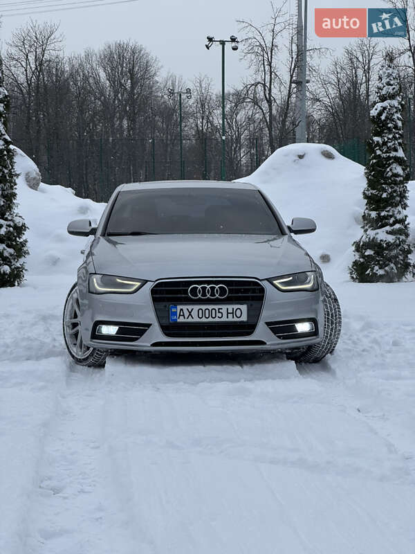 Седан Audi A4 2015 в Харькове
