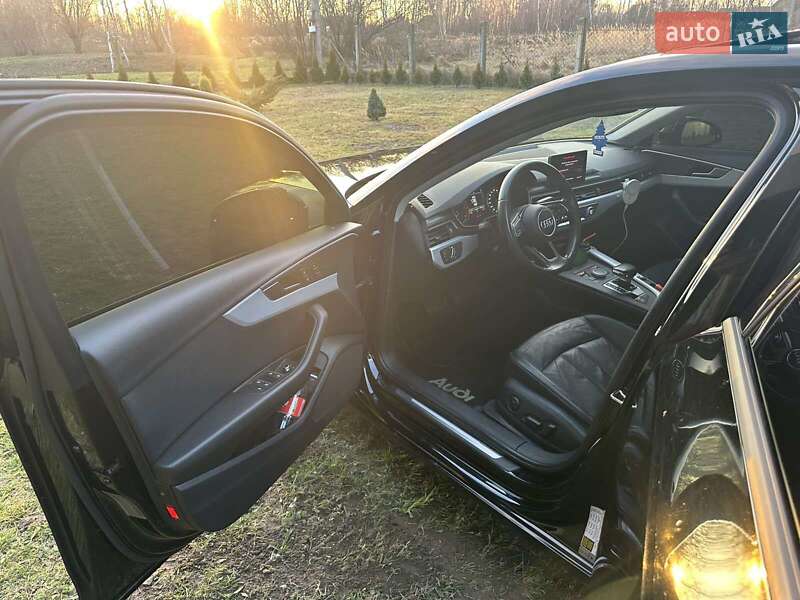 Седан Audi A4 2017 в Львове