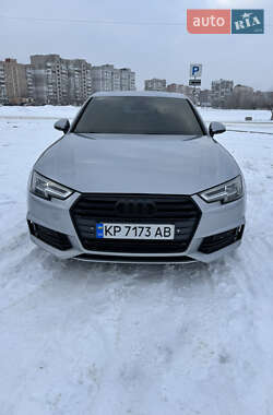 Седан Audi A4 2017 в Запорожье