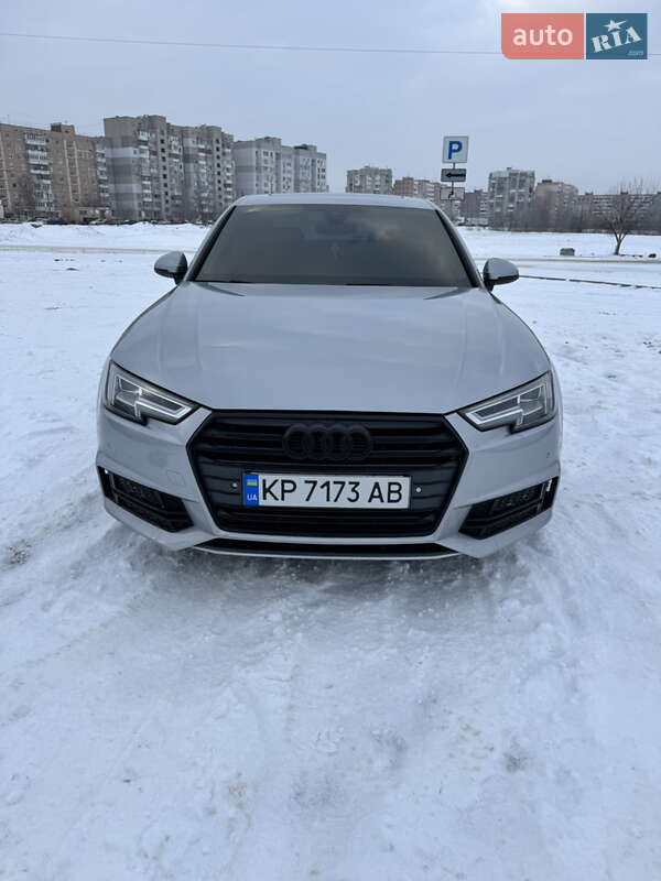 Седан Audi A4 2017 в Запоріжжі
