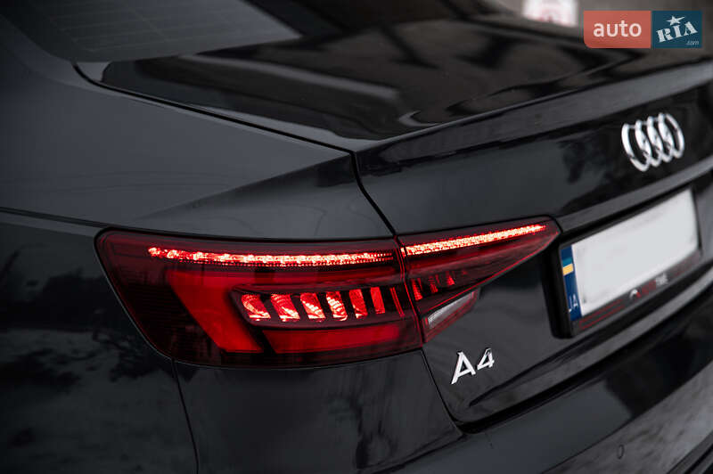 Седан Audi A4 2019 в Днепре