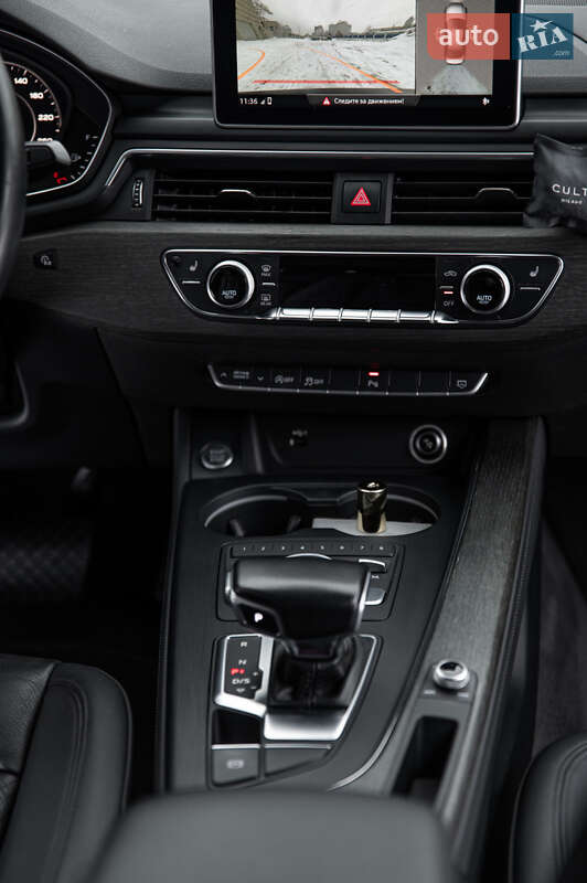 Седан Audi A4 2019 в Днепре