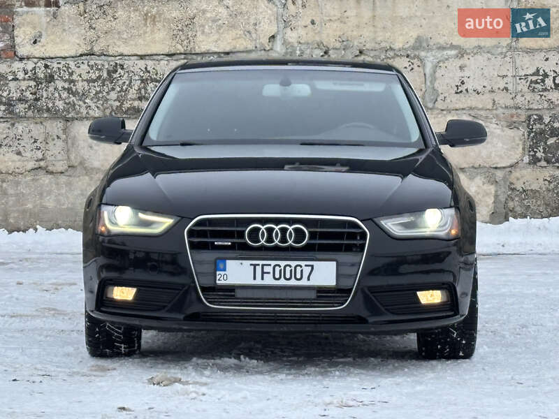 Седан Audi A4 2013 в Тернополі