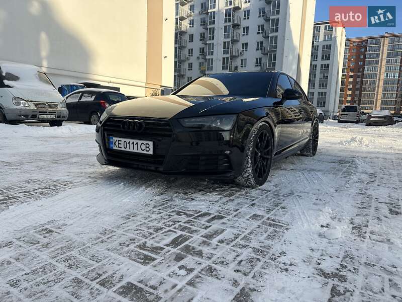 Седан Audi A4 2016 в Дніпрі