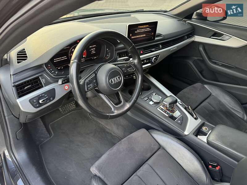 Седан Audi A4 2016 в Житомирі