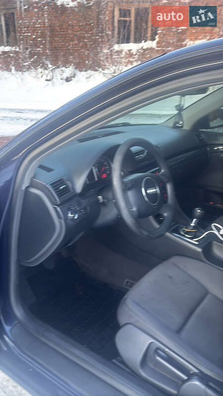 Седан Audi A4 2004 в Чернигове