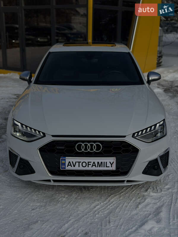 Седан Audi A4 2019 в Киеве