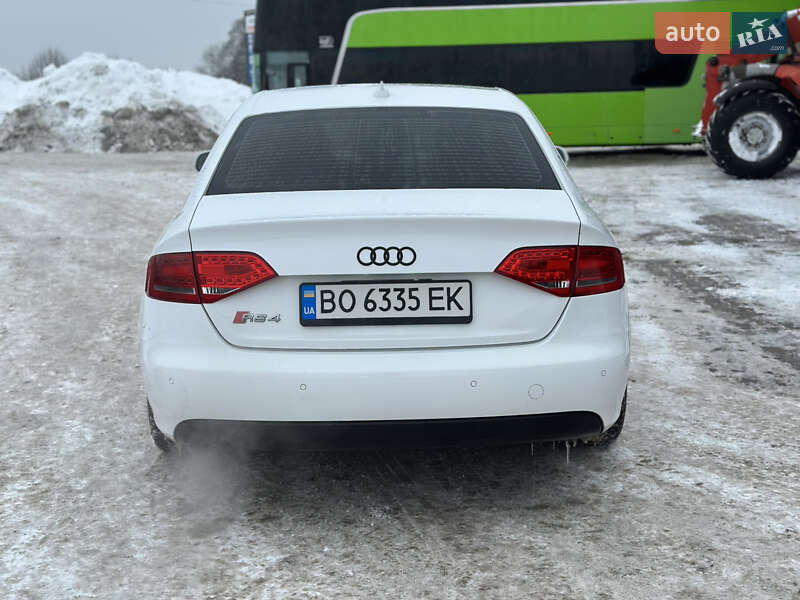 Седан Audi A4 2011 в Тернополі