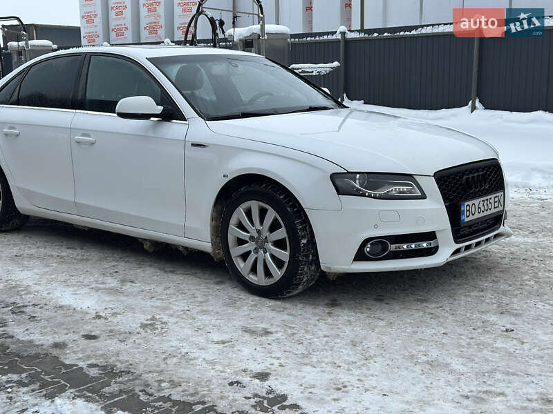 Седан Audi A4 2011 в Тернополі