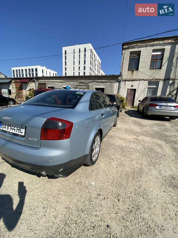 Седан Audi A4 2001 в Львове