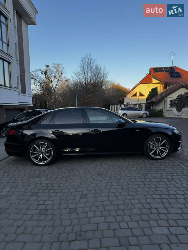 Седан Audi A4 2016 в Львові