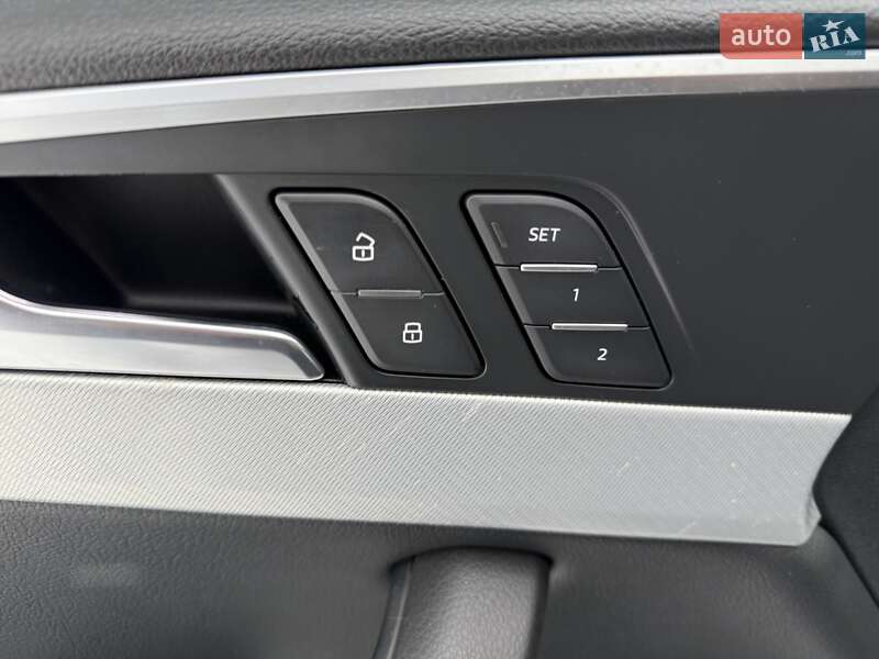 Седан Audi A4 2017 в Кривом Роге