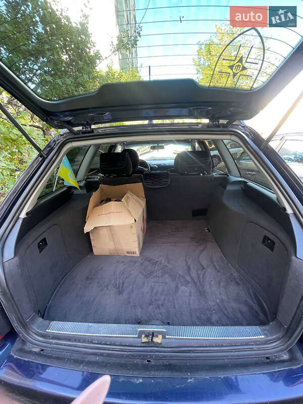 Универсал Audi A4 1996 в Киеве