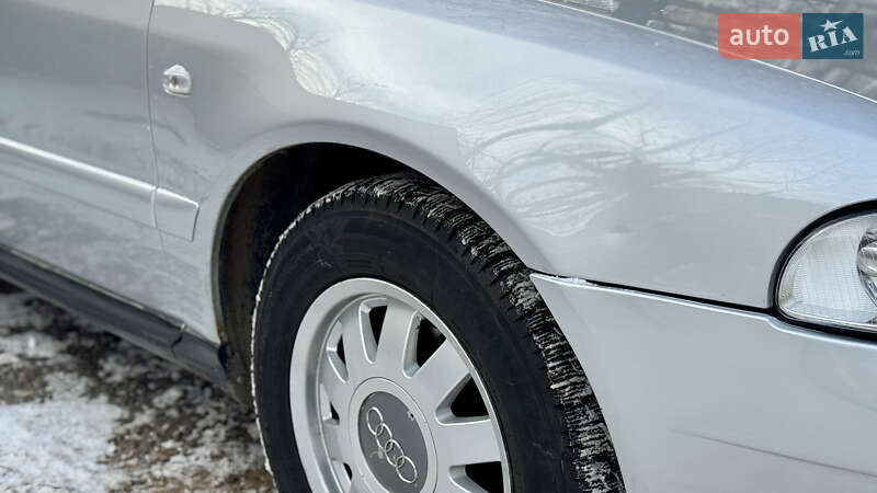 Седан Audi A4 2000 в Вінниці