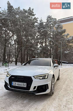 Седан Audi A4 2019 в Чернігові