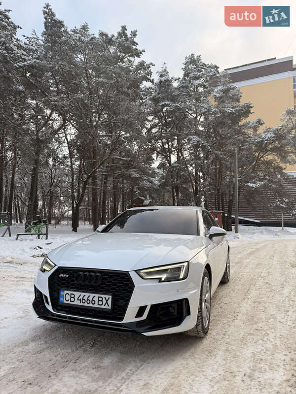 Audi A4 2019