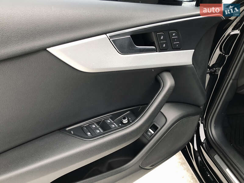 Седан Audi A4 2017 в Ирпене