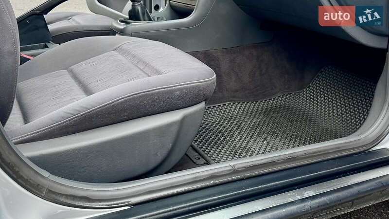 Седан Audi A4 2000 в Вінниці