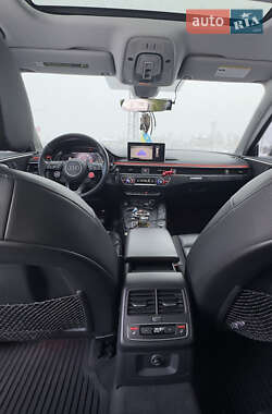 Седан Audi A4 2018 в Буче