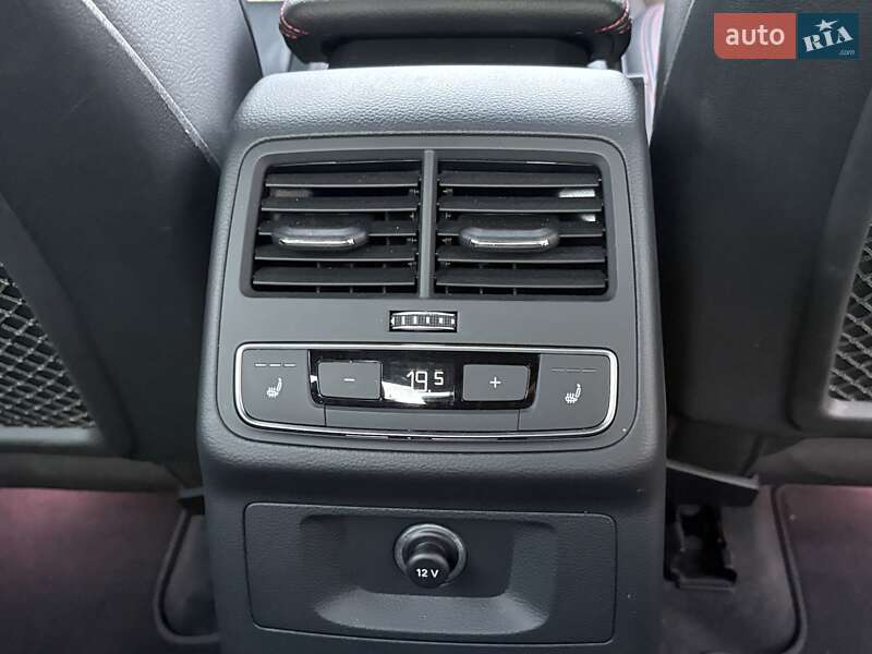 Седан Audi A4 2018 в Одесі