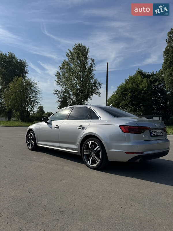 Седан Audi A4 2017 в Чернігові