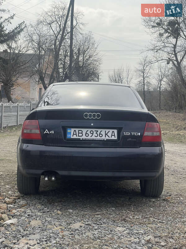 Седан Audi A4 2000 в Виннице