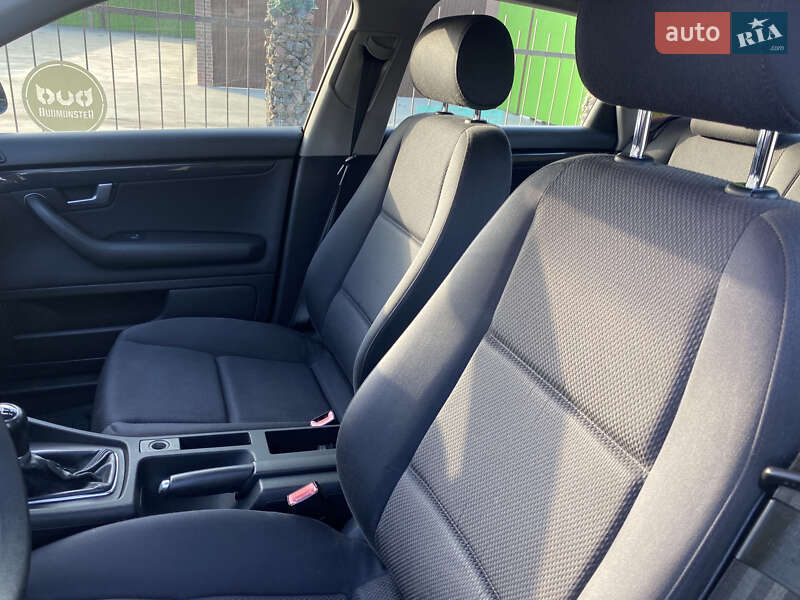 Седан Audi A4 2006 в Вознесенске