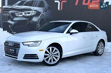 Седан Audi A4 2017 в Львове