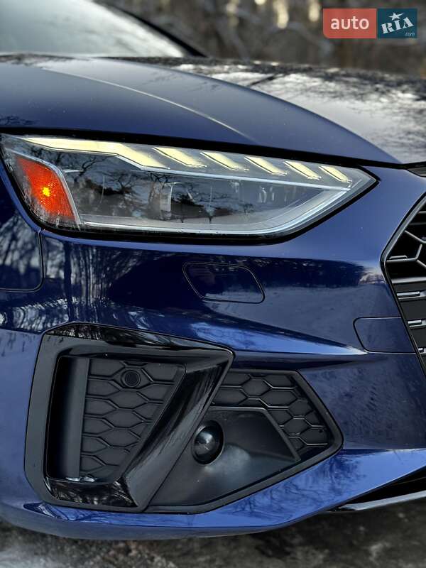Седан Audi A4 2023 в Барышевке