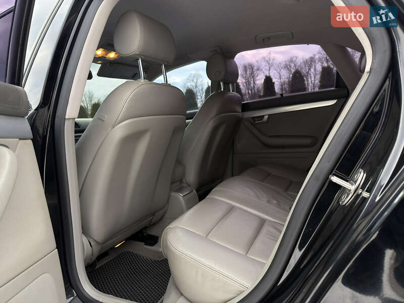 Седан Audi A4 2006 в Черновцах