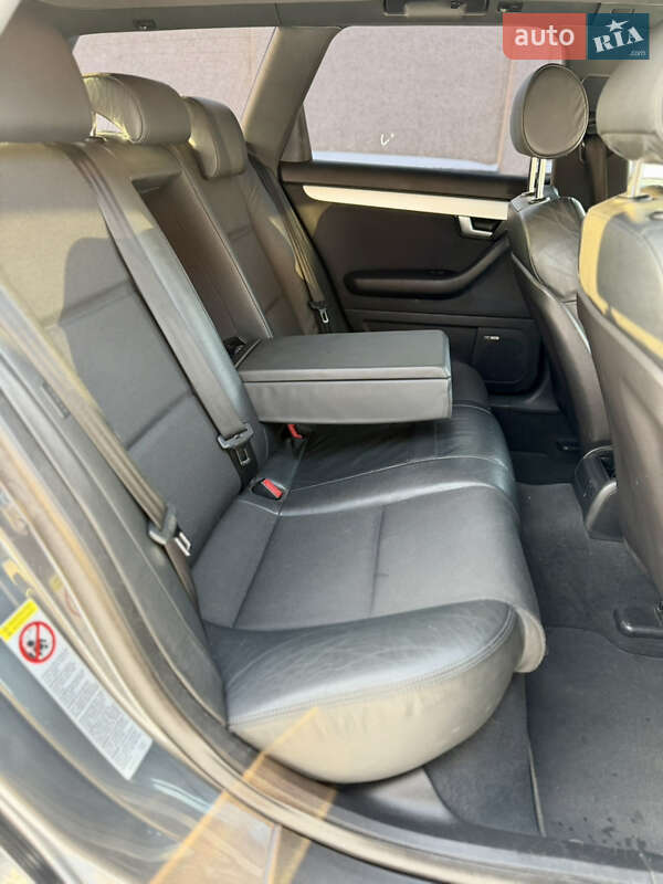 Універсал Audi A4 2004 в Харкові