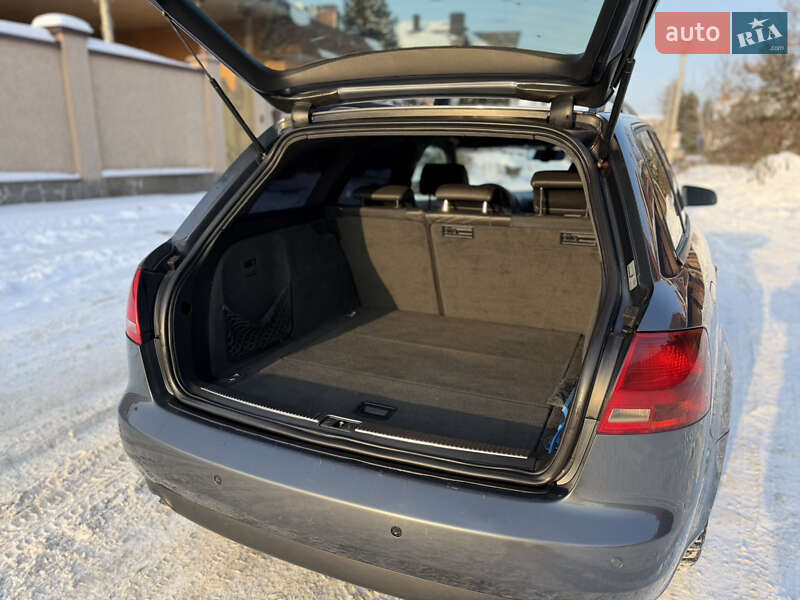 Універсал Audi A4 2004 в Харкові