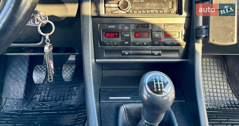 Седан Audi A4 2003 в Белой Церкви