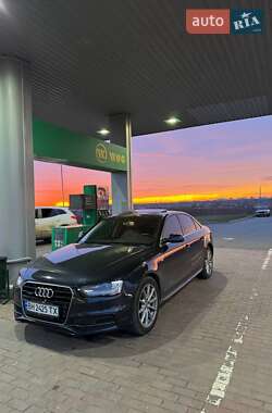 Седан Audi A4 2013 в Одесі