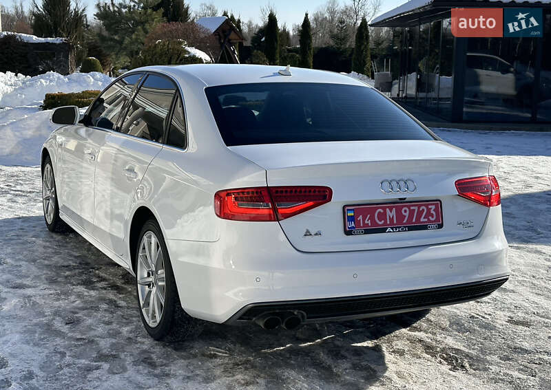 Седан Audi A4 2015 в Стрые