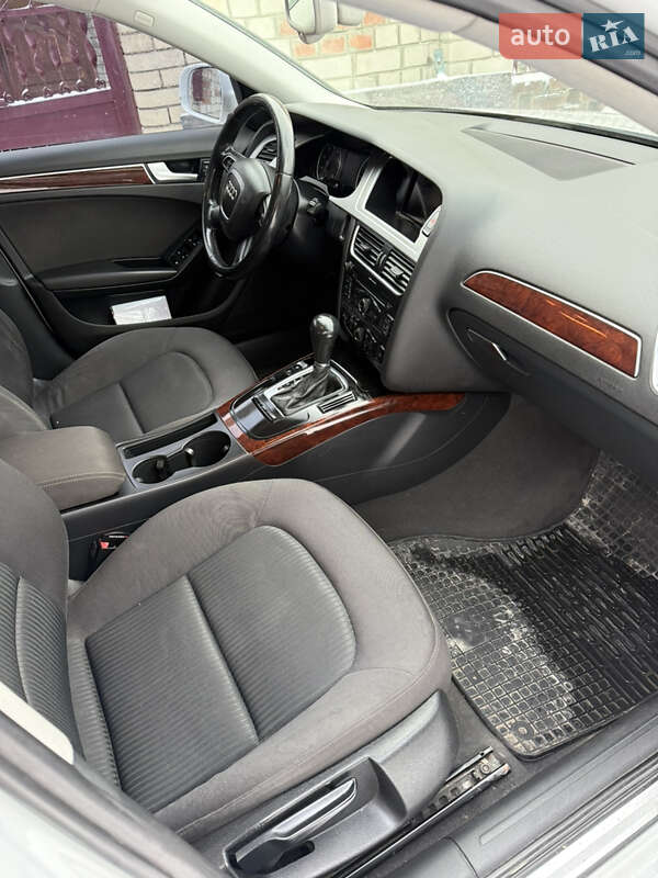 Седан Audi A4 2011 в Балаклії